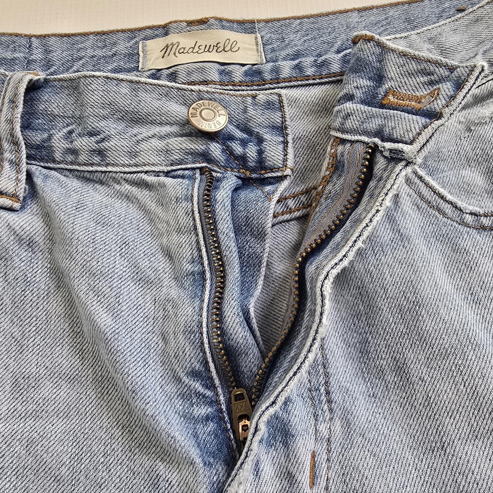 Madewell | The Perfect Summer Jean, Light Wash, Size 26 - Picture 6 of 10